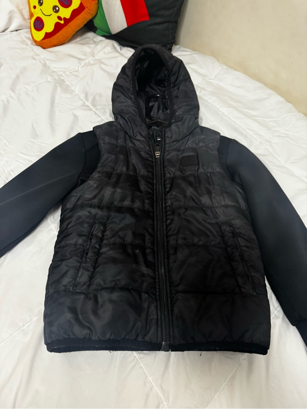 Under Armour Black Puffer Jacket with Logo Patch